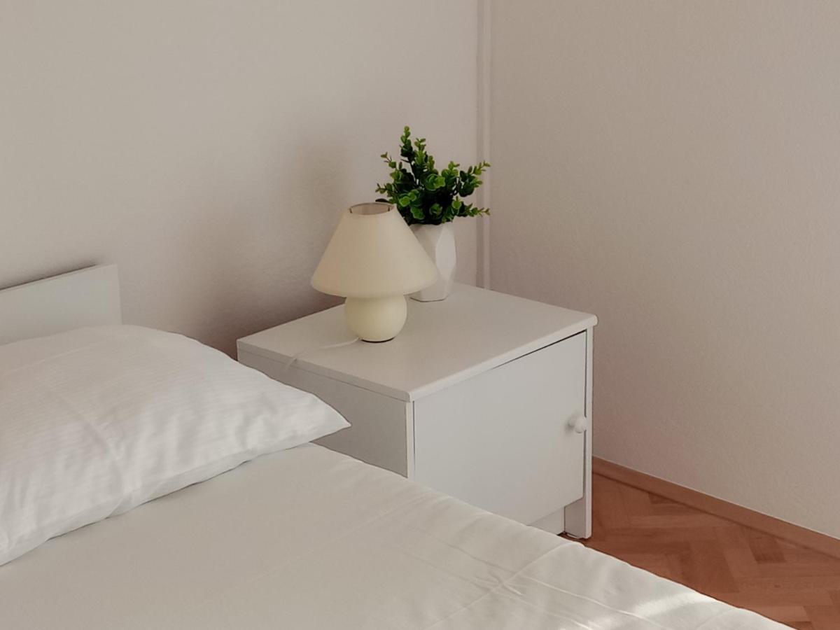 Room For Two บาชกาโวดา ภายนอก รูปภาพ